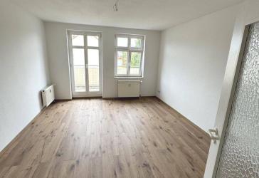 Wohnen über der Stadt schöne 4-R.-Wohnung,BLK ca.95,00m² in MD-Stadtfeld Ost vermieten !