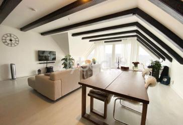 Großzügige Dachgeschosswohnung mit privater Sauna - Licht, Raum und beste Anbindung nahe Lüneburg.
