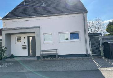 Modernes Einfamilienhaus Römerberg-Berghausen - Von Privat