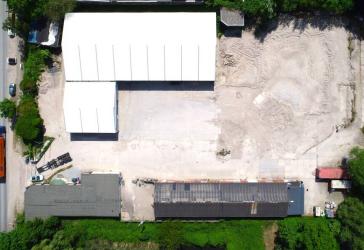 EXKLUSIV: Über 5.000 m² Freifläche, 1.300 m² Hallenfläche + Büro!
