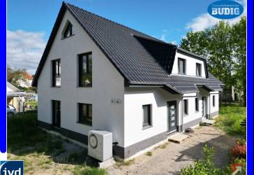 Moderne Doppelhaushälfte mit 5 Zimmern - bezugsfertig und provisionsfrei