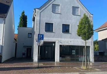 Laden/Büro im Stadtzentrum von Mainburg - repräsentative Schaufensterfront & barrierefreier Zugang!