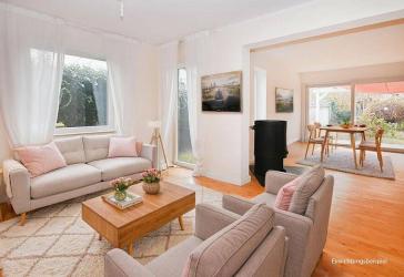 Großzügiges Reihenendhaus auf drei Etagen - Ideal für Familien & Platzliebhaber!