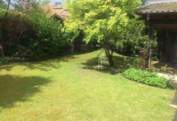 Verstecktes Wohnjuwel in zweiter Reihe/ Freistehendes Einfamilienhaus mit Garten und Wellnessbereich