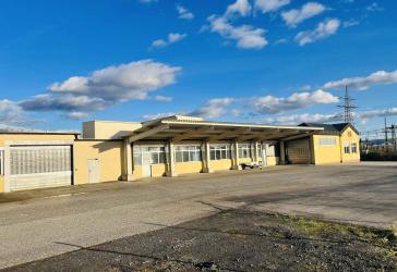 *TOP-PREIS & VIEL PLATZ* Vielseitig nutzbare Halle mit ca. 7.600m² großem Grund, Nutzfl. ca. 3.000m², Freifläche ca. 3.000m²