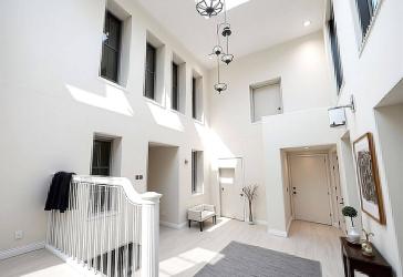 EXKLUSIVE 5 METER-GALERIE-ARCHITEKTENVILLA mit beheiztem Pool -1.000 qm Sonnengrundstück