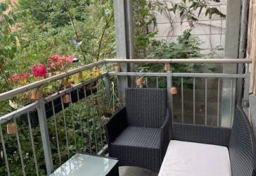 Kapitalanlage in der Altstadt ... Altbau- Wohnung mit Balkon ...