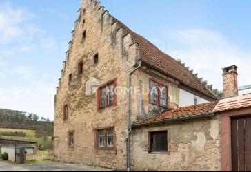Historisches Einfamilienhaus mit viel Platz und einzigartigem Charakter in Eußenheim