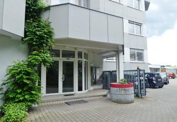 GANESHA-IMMOBILIEN...große repräsentative Bürofläche für Ihr Unternehmen zu vermieten !