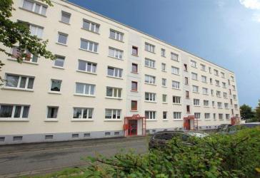 Helle, familienfreundliche 3-Raum-Wohnung mit Balkon