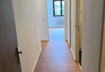 Helle 2-Zimmer-Wohnung Ihr Rückzugsort in Hanau-Steinheim