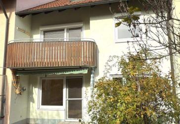 Reihenmittelhaus mit Garage