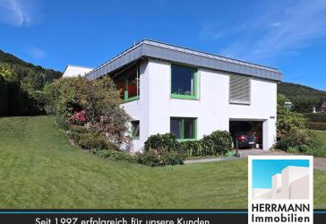 Stilvoller Kettenbungalow in attraktiver Hanglage am Deister