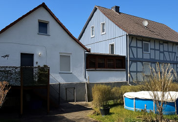 Zwei-Immobilien-Ensemble, großem Garten und historischem Charme - vielseitige Nutzungsmöglichkeiten