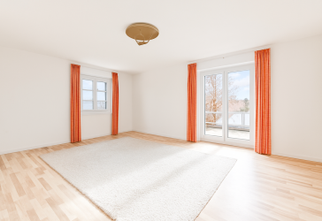 Sofort Bezugsfrei! Einzigartige Maisonette-Wohnung in bester Lage von Herrenberg mit Garage