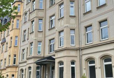 6-Zimmer-Wohnung-Maisonette im DG mit Balkon, Aufzug und Pkw-Stellplatz in Chemnitz Bernsdorf