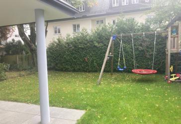 Toplage München-Pasing! Sanierte Mehrgenerationen-DHH! Wärmepumpe! Nähe Westbad! 4 Bäder! 2 Küchen!