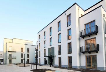 Hermann Immobilien: Wunderschöne moderne Wohnung im Herzen von Lämmerspiel! WE 05.02.04