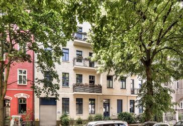 Vermietete Altbauwohnung ohne Vorkaufsrecht; ohne Kündigungssperrfrist in Berlin-Oberschöneweide