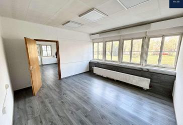 +Hell belichtete Büro- & Werkstattfläche unweit des Zentrums in Schwieberdingen+