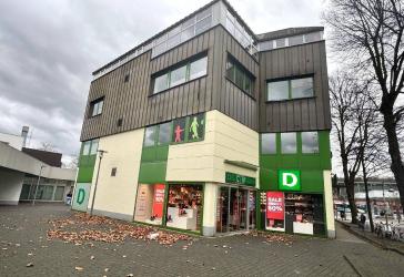 Top Lage von Hennef: Großzügige Lagerfläche mit ca. 356m² im Zentrum - vielseitig nutzbar!