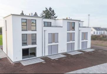 Modernes Reihenhaus mit Dachterrasse und Garten für die ganze Familie!