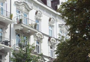 Großzügige Dachgeschoss-Maisonettewohnung nahe der Außenalster in Hamburg - Uhlenhorst