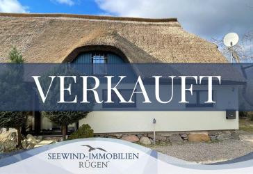 Reetdachidylle mit Stil - Charmante Doppelhaushälfte auf Rügen