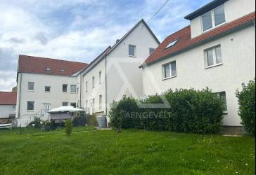 Share Deal Opportunity: Wohnanlage mit 6 MFH + Entwicklungspotenzial, Bauvorbescheid für DHH vorhanden