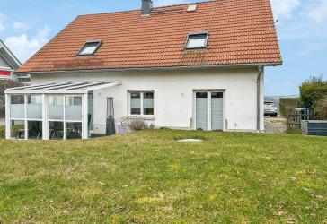 Freiraum, Platz und Weitblick - modernes Einfamilienhaus in Pölzig