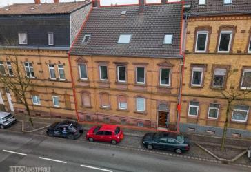 Voll. Saniertes 5-Parteien-Haus im Herzen von Pirmasens