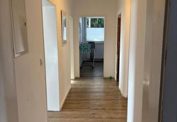 Büro 82m² + Lagerhalle 62 m²