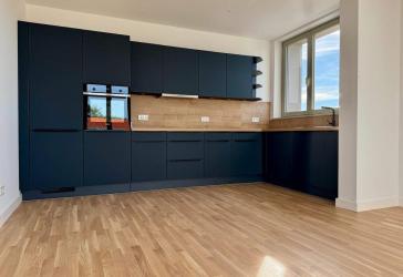 Moderne 2-Zimmer-Dachgeschosssuite mit EBK - Wohnen im olympischen Dorf, WE 05.11