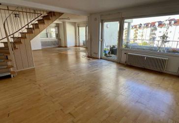 Großzügige Maisonettewohnung mit ca. 165 m² Wohnfläche, Dachterrasse und TG-Stellplatz in Rastatt!