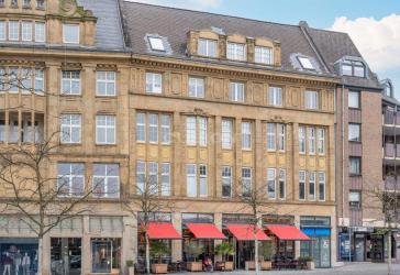 Moderne Büroflächen direkt am Markt!