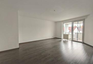 Schön geschnittene 2-Zimmerwohnung in ruhigem Mehrfamilienhaus