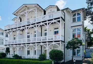 Bäderarchitektur in Ostseenähe