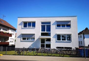 Top auch für WGs: Frisch sanierte, gut geschnittene 2 Zimmer-Wohnung, Nähe JLU & THM, Aulweg 7, Gießen