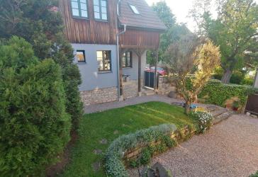 Freihstehendes Einfamilienhaus mit seperater Einliegerwohnung/Büro Erfurt/Weimar