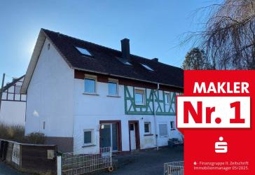 Zweifamilienhaus mit freistehender Doppelgarage