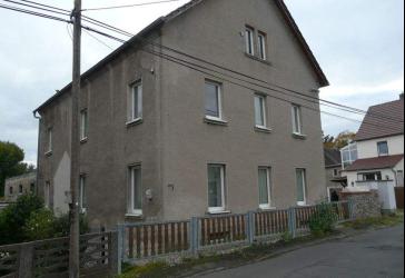 Ihr Bauernhof (1/2) sucht Sie mit ggf. Tierhaltung, Handwerk und Familie