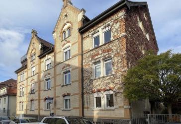 Altbaucharme in zentraler und dennoch ruhiger Lage