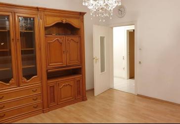 Helle Große 3-Zimmer Wohnung in Pforzheim zu verkaufen.