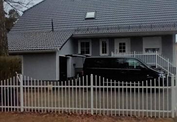 PROVISIONSFREI + Frühlingsangebot Haus in Neuenhagen mit Einliegerwohnung und zum Wohnen ausgebautem Keller.