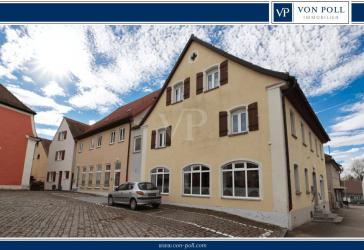 Wohn- und Geschäftshaus mit Ausbaupotential mitten im Herzen von Bechhofen