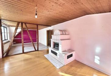 Maisonette-Traum: Vielseitig wohnen mit Kamin