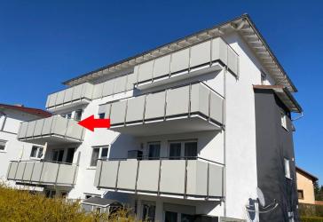 Drei Zimmer Wohnung mit Balkon und Tiefgaragenstellplatz