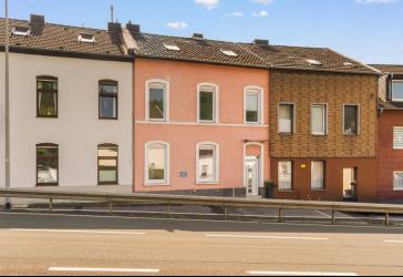 Umfassend saniertes Einfamilienhaus mit traumhaftem Garten zwischen Scherberg und Stadtgarten