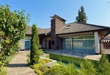 Vorschaubild Villa