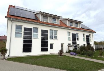 Mehrfamilienhaus mit Energieeffizienzklasse A+